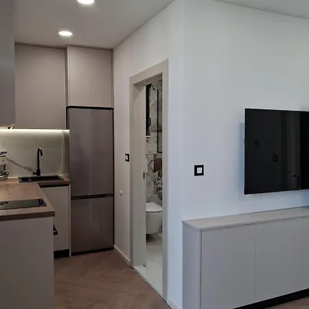 Angela Apartman